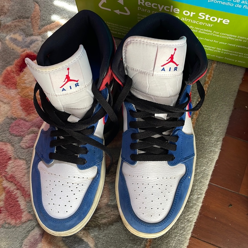 Nike Air Jordan High Top - Men’s